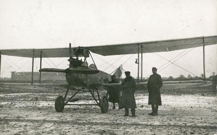 Lietuviškas lėktuvas Daugpilio fronte.