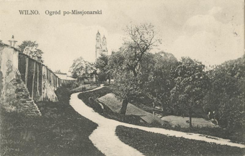 Misionierių vienuolyno daržai