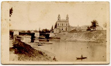 Žaliasis tiltas ir Šv. Rapolo bažnyčia (1874)