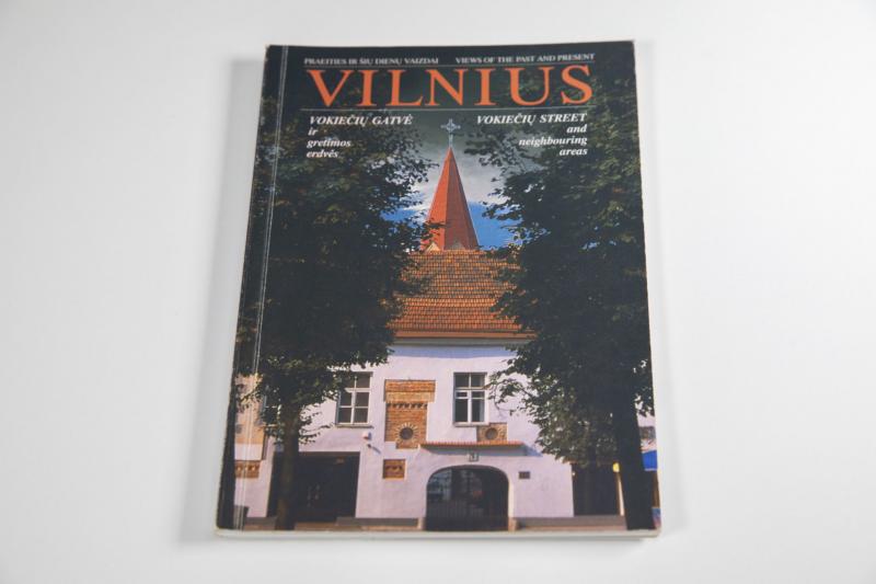 Vytauto Lisausko albumas „Vilnius: Vokiečių gatvė ir gretimos erdvės“