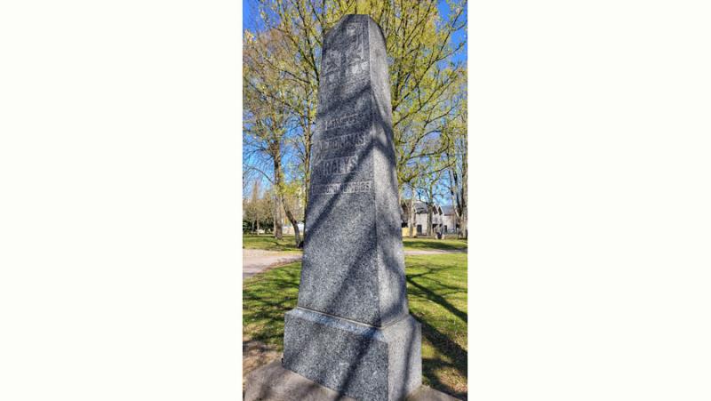 J. Ralio kapas Ramybės skvere