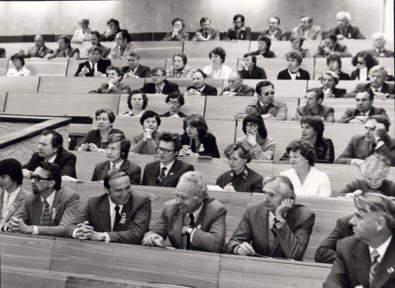 Lietuvos fizikų draugijos konferencijoje, apie 1975 m.