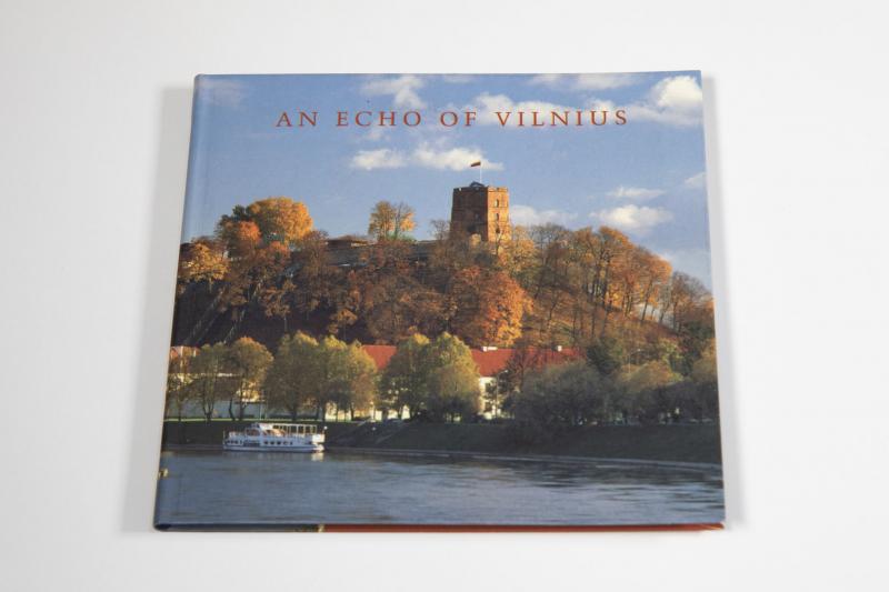 Eilėraščių ir fotografijų albumas „Vilniaus aidas“