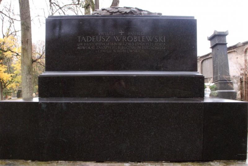 Tado Vrublevskio ir jo šeimos kapavietės tvarkymas Rasų kapinėse