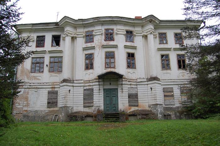 Kraslavos dvaro bibliotekos pastatas